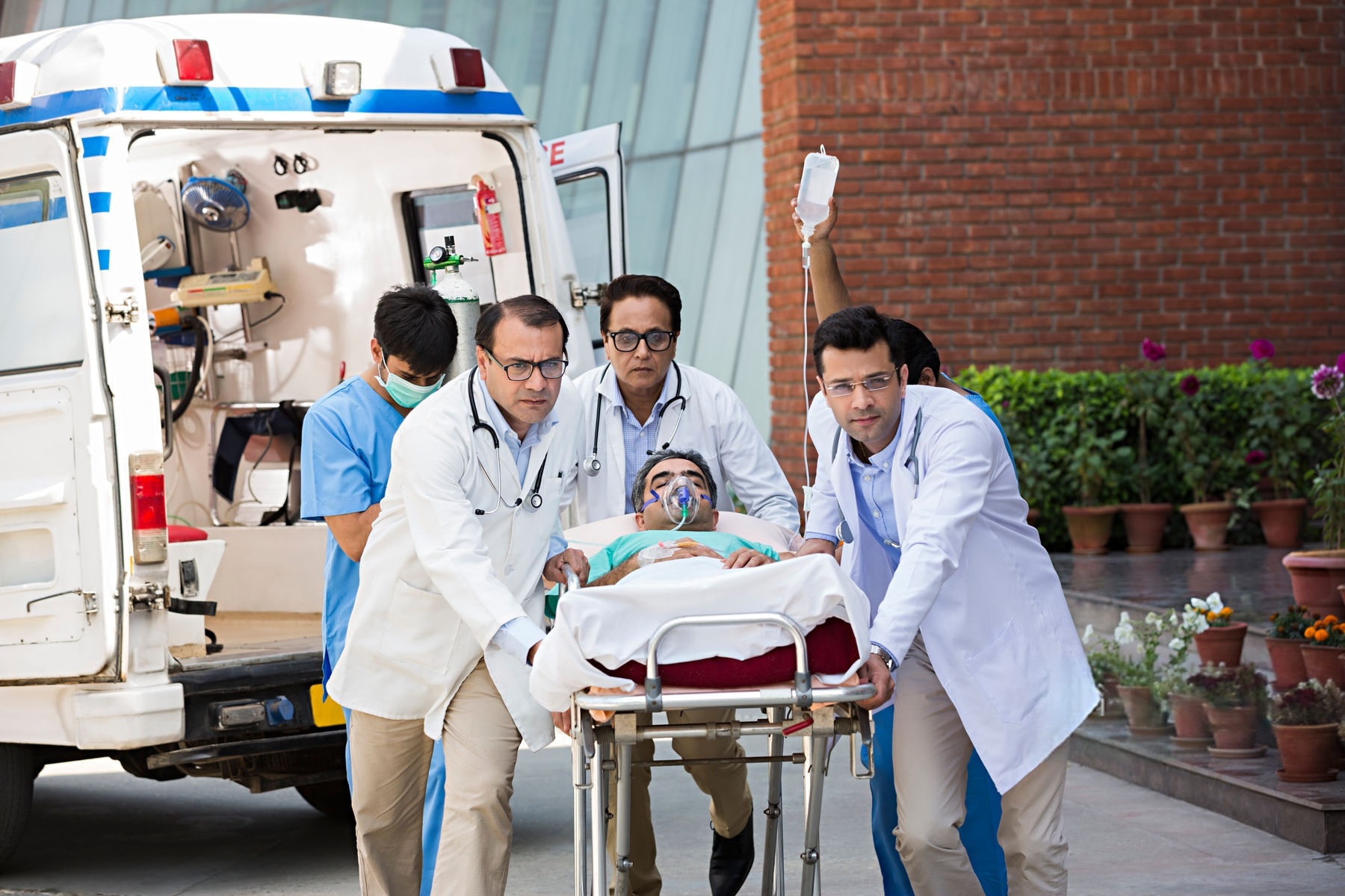 MBBS Doctors for Construction Site 